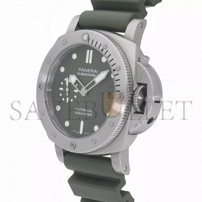 PANERAI LUMINOR SUBMERSIBLE GREEN DIAL 42MM WATCH PAM01055