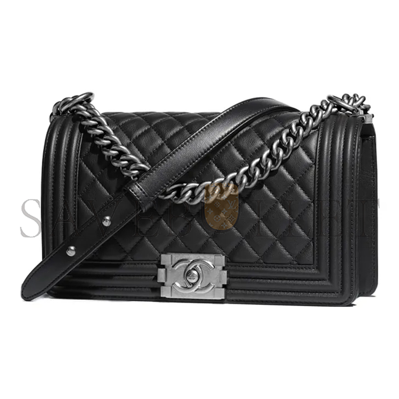CHANEL LAMBSKIN QUILTED MEDIUM BOY FLAP SILVER HARDWARE A67086 (25*15*9cm)